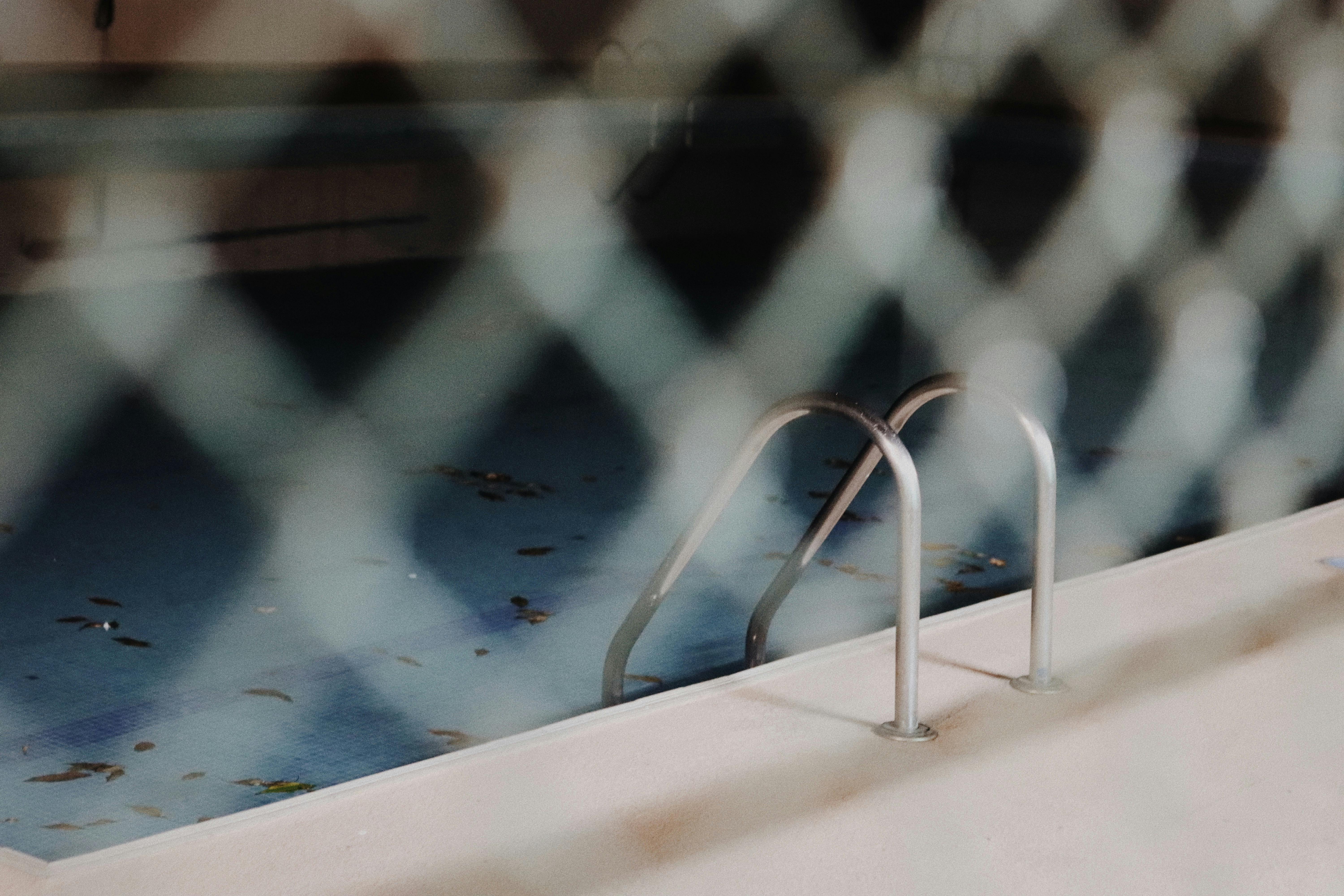 pexels-ariel-paredes-indoorpool.jpg